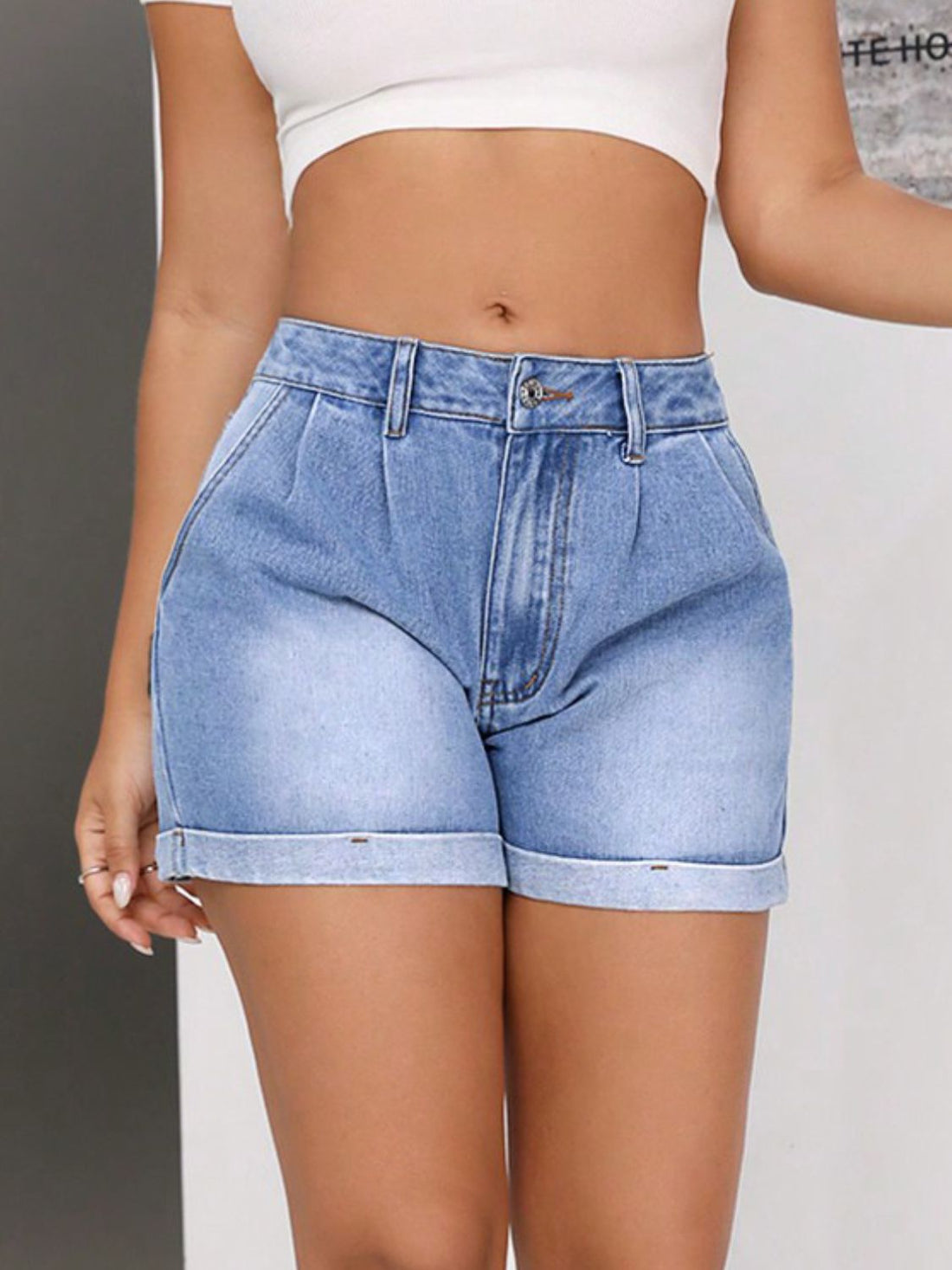 Rolled Hem Mid-Rise Waist Denim Shorts