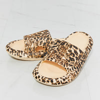 MMShoes Arms Around Me Open Toe Slide in Leopard