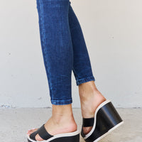 Weeboo Cherish The Moments Contrast Platform Sandals in Black