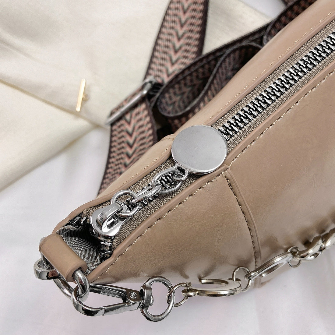 PU Leather Chain Trim Crossbody Bag