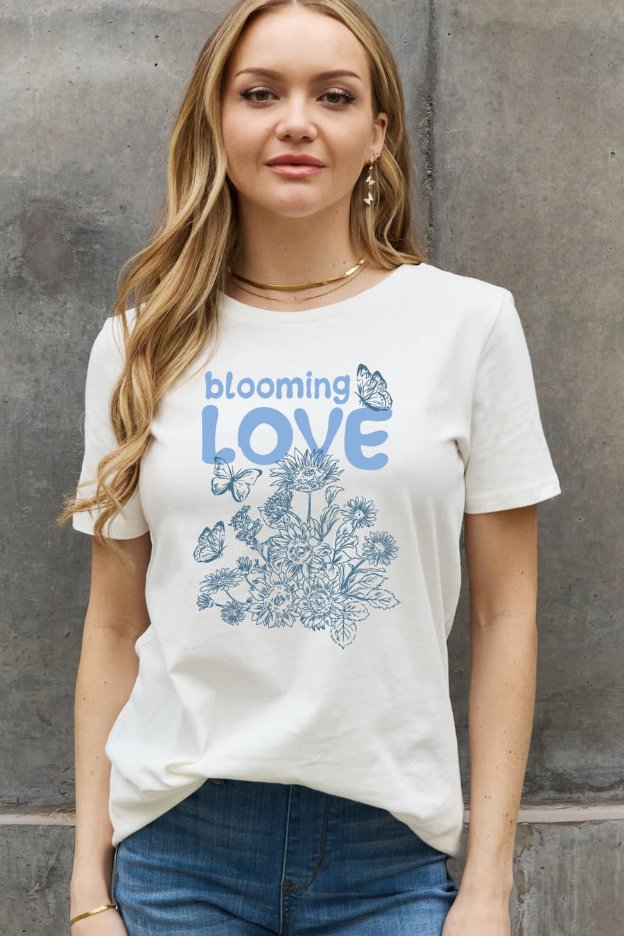 Simply Love Full Size BLOOMING LOVE Graphic Cotton Tee