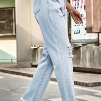 Distresssed Buttoned Loose Fit Jeans