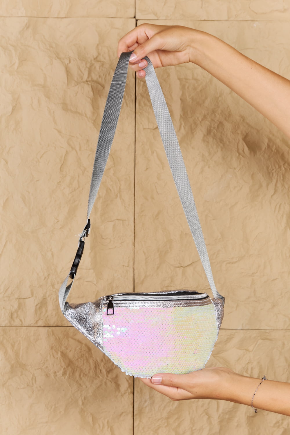 Sequin Front Single Zipper Fanny Pack