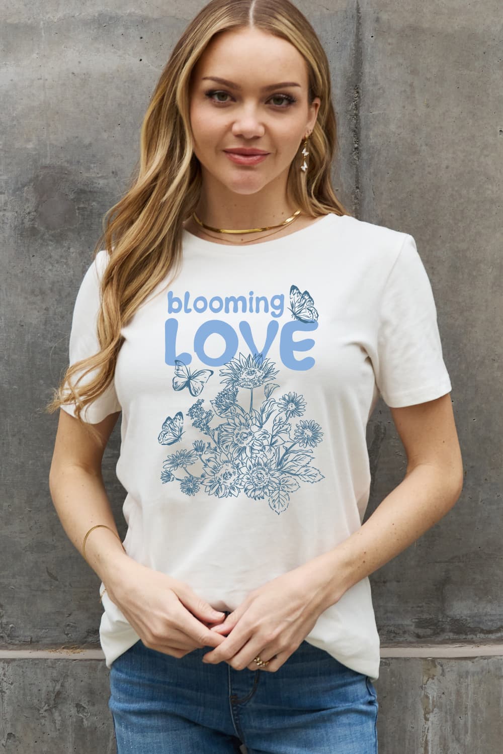 Simply Love Full Size BLOOMING LOVE Graphic Cotton Tee