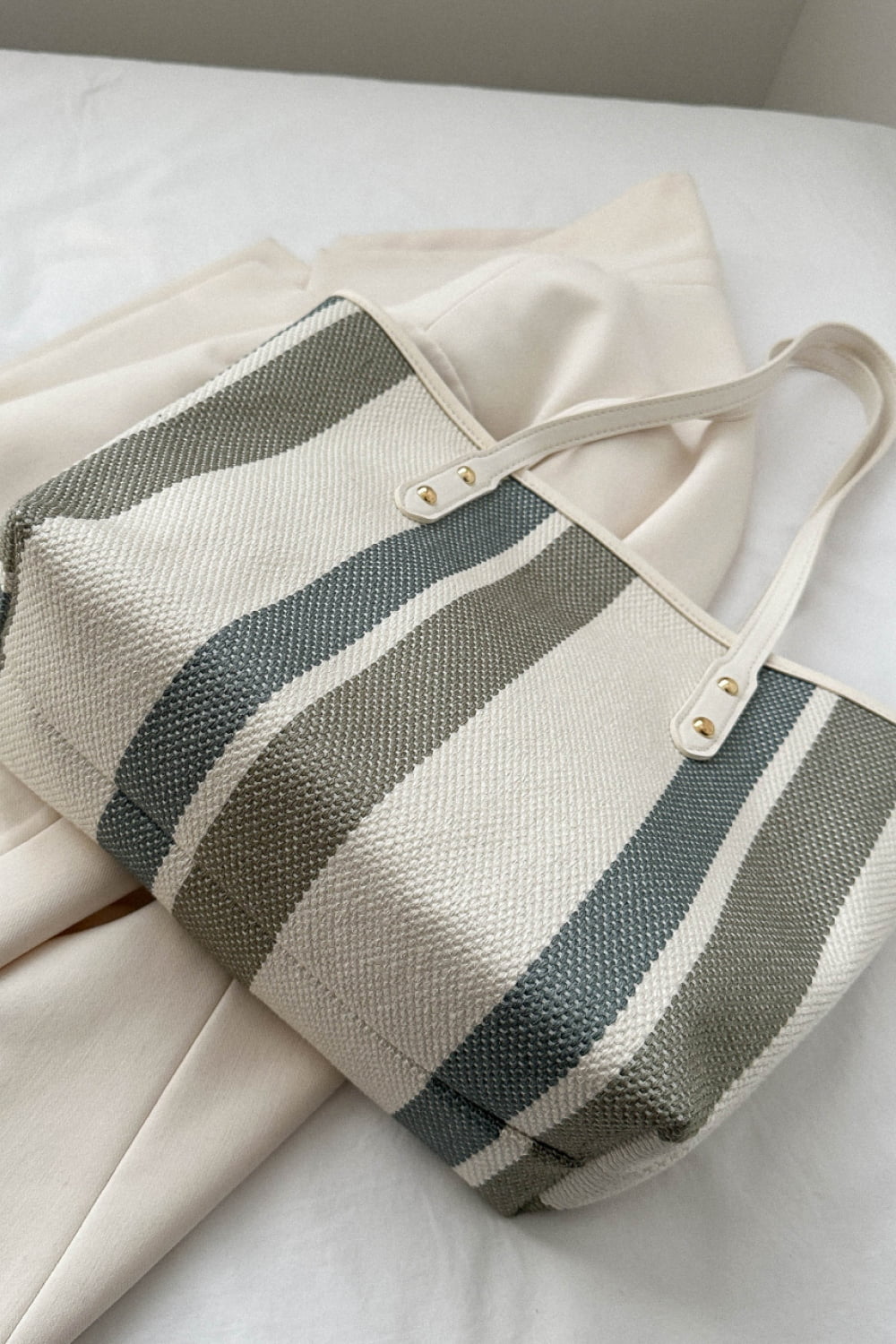 Stripe tote bag