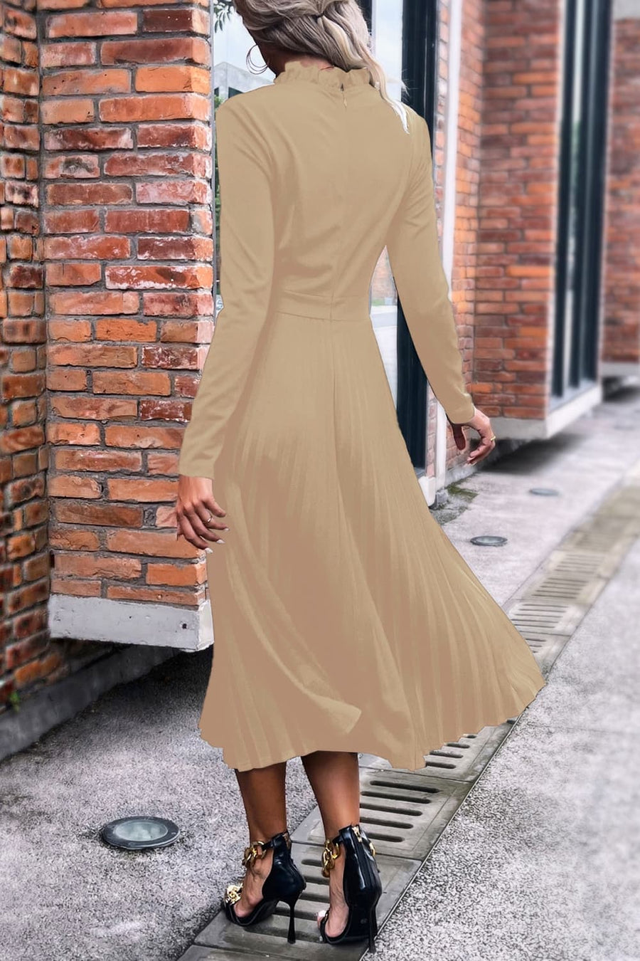 Ruffle Collar Pleated Long Sleeve Dress