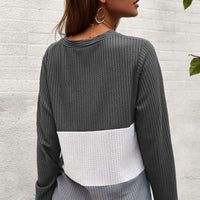 Color Block Waffle Knit V-Neck Top