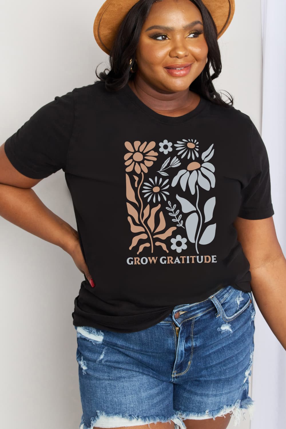 Simply Love Full Size GROW GRATITUDE Graphic Cotton Tee