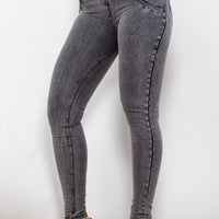 Zip Closure Skinny Jeans with Pockets