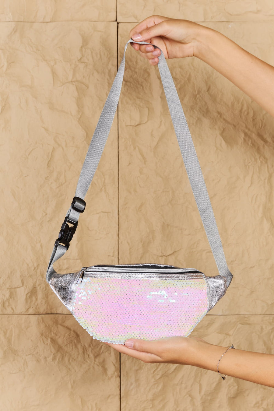 Sequin Front Single Zipper Fanny Pack