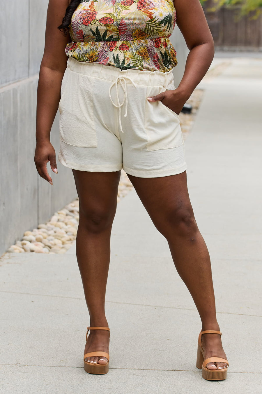 Culture Code Full Size High Waisted Paper bag Shorts in New Ivory