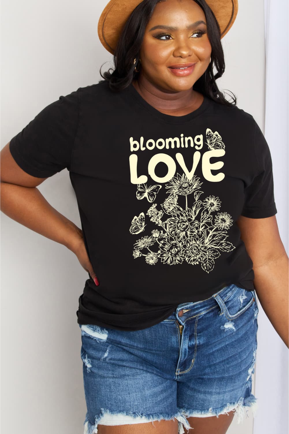 Simply Love Full Size BLOOMING LOVE Graphic Cotton Tee