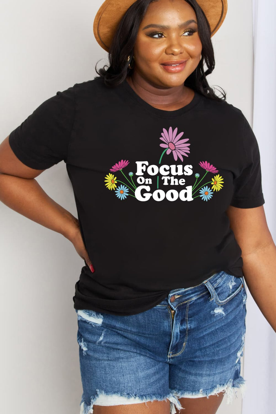 Simply Love Full Size FOCUS ON THE GOOD Graphic Cotton Tee