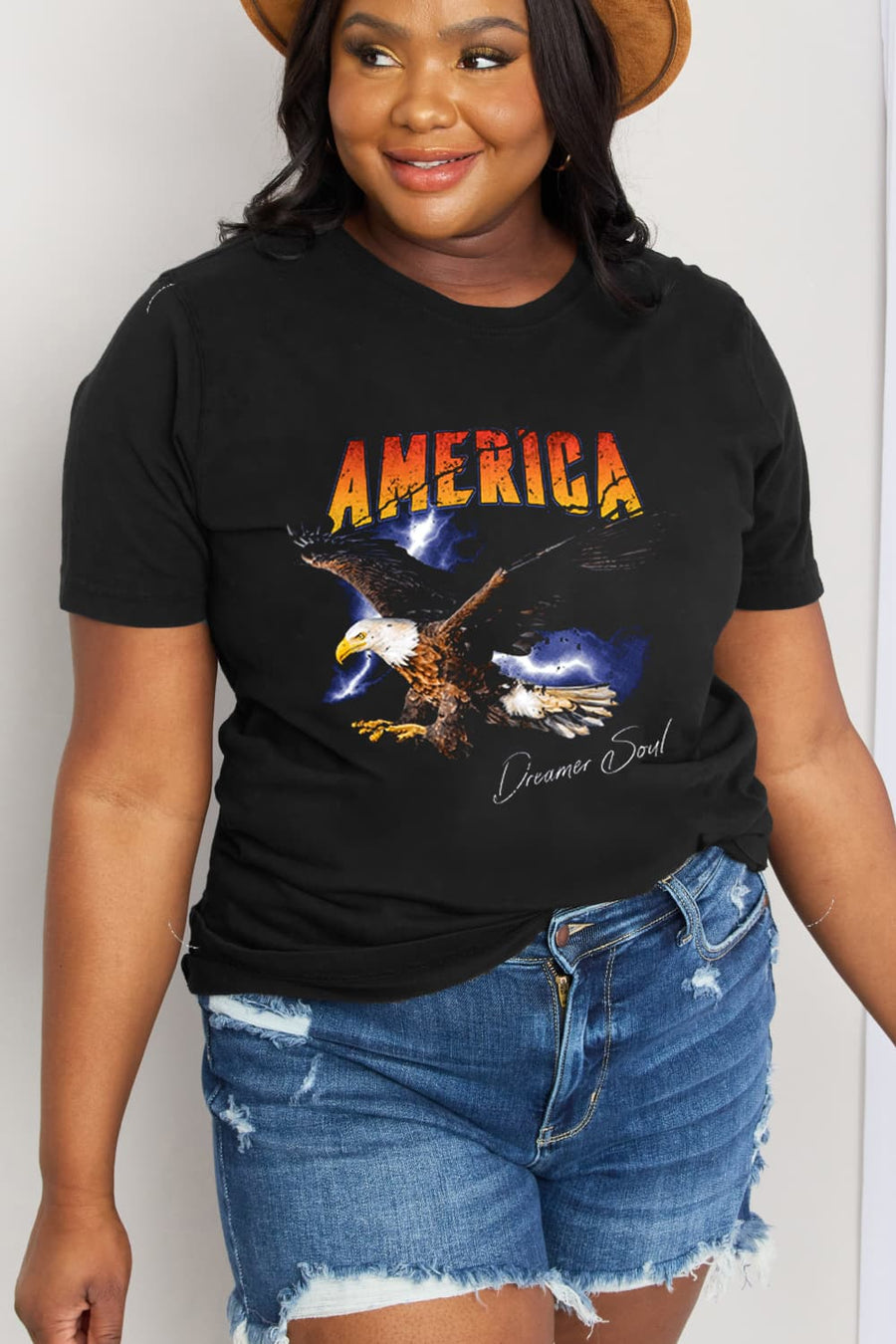 Simply Love Full Size AMERICA DREAMER SOUL Graphic Cotton Tee