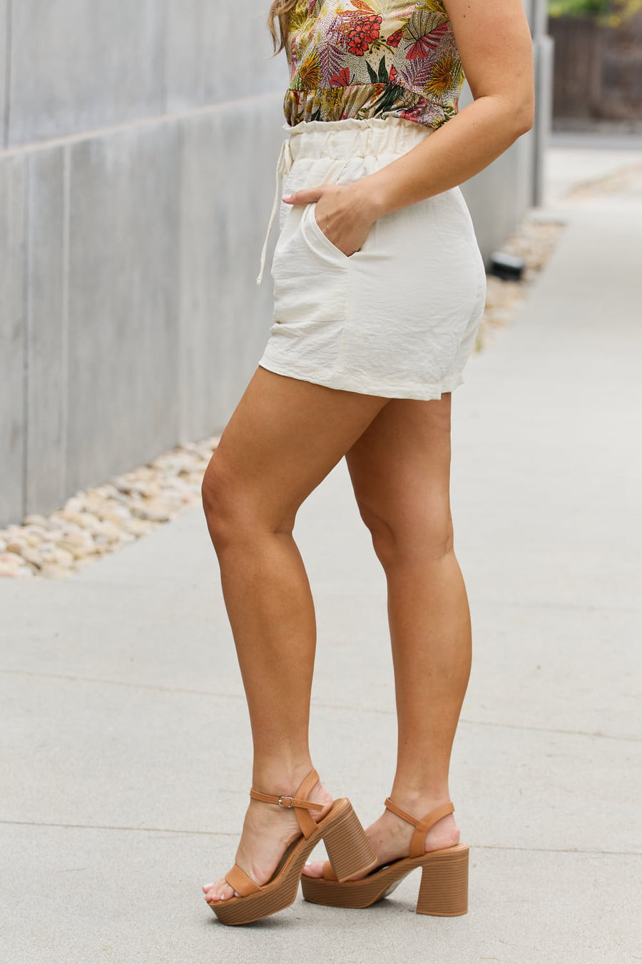 Culture Code Full Size High Waisted Paper bag Shorts in New Ivory