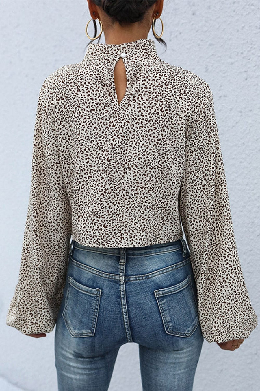 Shape Code TBS Tops Top-Leopard Print Mock Neck Crop